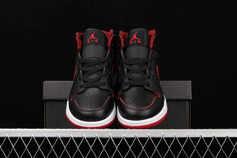 All categories Air Jordan Jordan series basketball shoes Air Jordan 1 Mid Air Jordan 1 Mid AJ1 Joe 1 black red China basketball shoes 554725-028